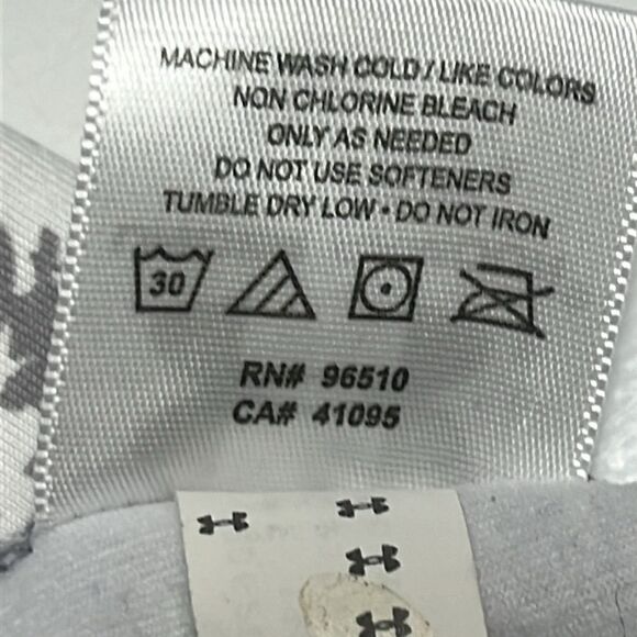 Under Armour Women’s Fitted Pullover W/ Long Sleeve Snap V-Neck & Sleeves- Med - Picture 15 of 15